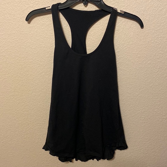 lululemon athletica Tops - ❤️ 2 for $10 Lululemon Black Razorback Top